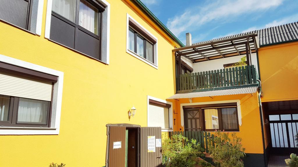 Gaestezimmer Wurm Monchhof Exterior photo