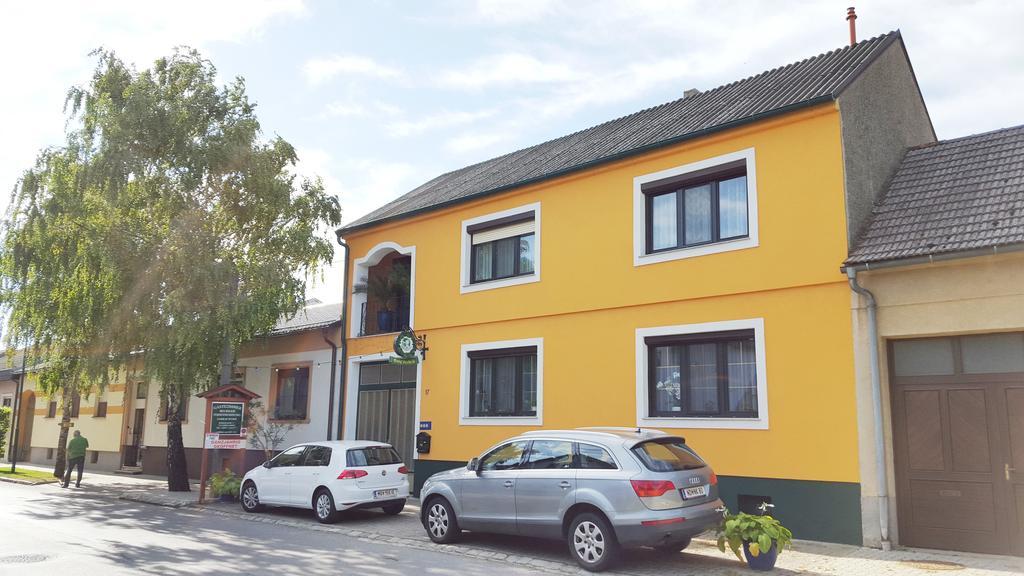 Gaestezimmer Wurm Monchhof Exterior photo